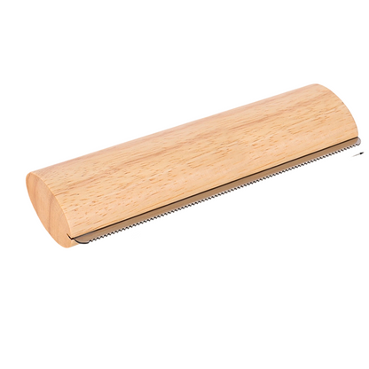 🌲Brosse en bois pour animaux de compagnie – Élimine le sous-poil et les squames. Idéale pour les animaux anxieux ou sensibles. Une séance de toilettage en toute sérénité. 🌿💚