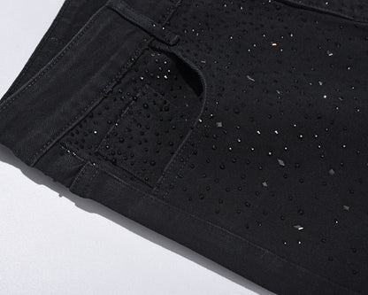 👖 50% DE RÉDUCTION! ✨ Jean Slim Noir Orné de Strass – Confort Extensible, Style Éblouissant & Parfait pour des Looks Tendance 🖤