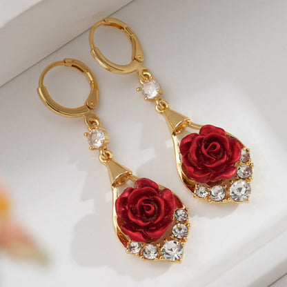 🌹 50% DE RÉDUCTION ! ✨ Boucles d'Oreilles Pendantes Élégantes en Forme de Rose Rouge – Design Romantique, Fini Haute Qualité & Cadeau Idéal 💝