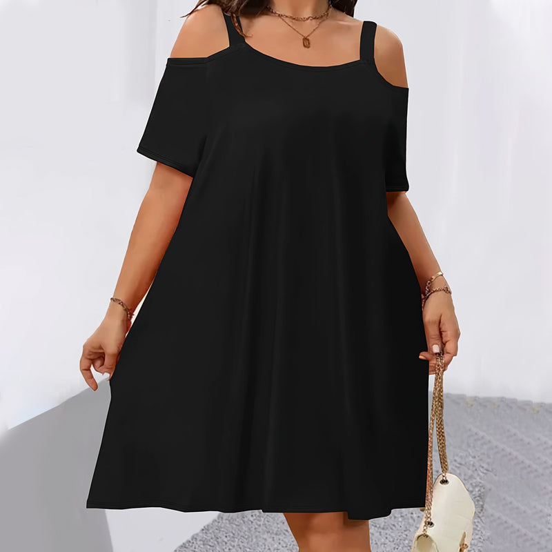 👗 50 % DE RÉDUCTION SUR LA ROBE À ÉPAULES DÉCOUVERTES ! ✨ Aérée, légère et parfaite pour les escapades estivales 🍹☀️