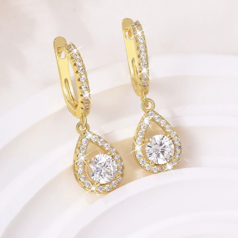 💎 50% DE RÉDUCTION! ✨ Boucles d'Oreilles Créoles Goutte – Zircon Éclatant, Sertissage Pavé, Fini Or ou Argent Pour Une Élégance Intemporelle 🎀
