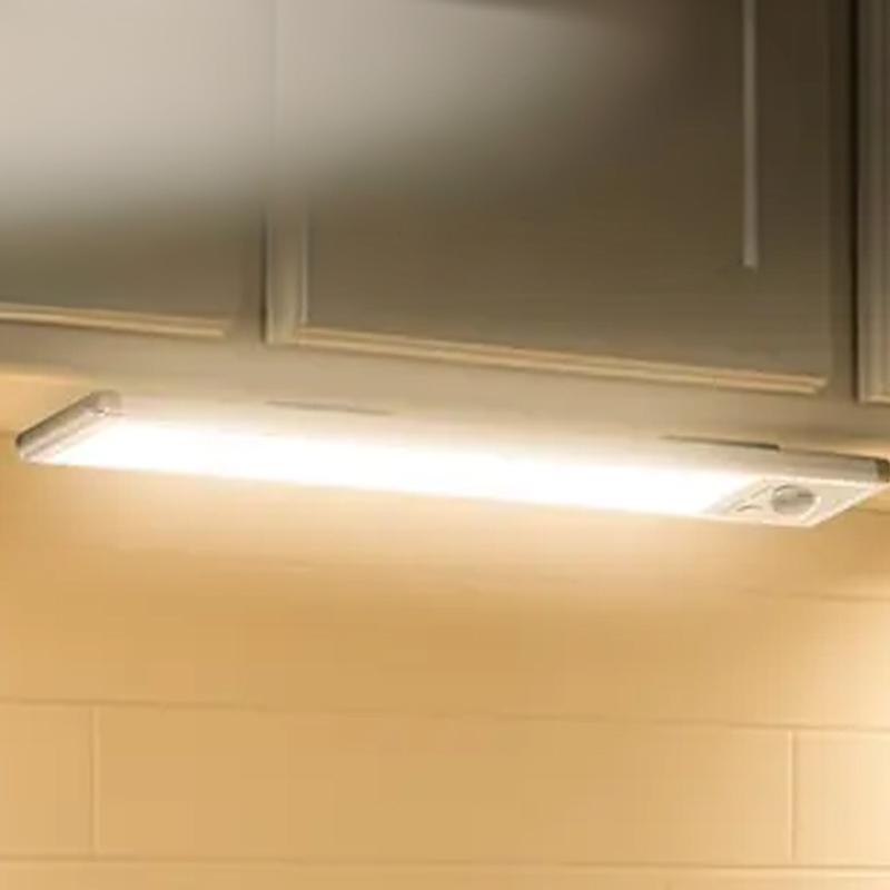 💡🌠50 % de réduction 🔥 Lampe LED d’armoire intelligente avec détecteur de mouvement