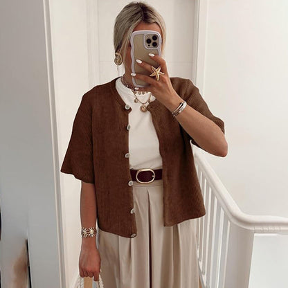 🔥 Pull classique à manches courtes en maille – Un classique indémodable