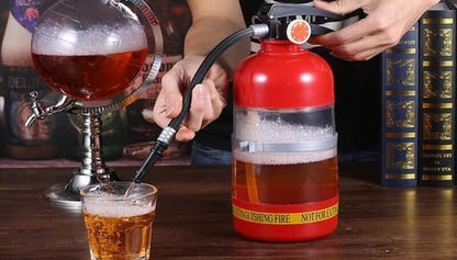 📢📢40 % DE RÉDUCTION !! ⏰Populaire seau à bière en forme d'extincteur – Système de distribution à pression manuelle – Idéal pour les matchs en public et les soirées football 🍻⚽