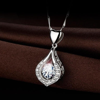 💧Collier Cœur Goutte Scintillant ✅ Pierre Mobile & Éclat Élégant | Cadeau Raffiné 💞 -50% AUJOURD’HUI 🔥