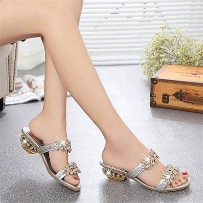 📢⏰ DERNIER JOUR 57% ! Sandales Femme à Strass – Talon Plat 4cm, Ornements Métalliques, Tige PU, Confort & Éclat pour l'Été & le Quotidien 👡
