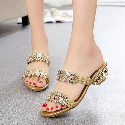 📢⏰ DERNIER JOUR 57% ! Sandales Femme à Strass – Talon Plat 4cm, Ornements Métalliques, Tige PU, Confort & Éclat pour l'Été & le Quotidien 👡