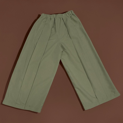👖 Pantalon large à plis pour femme – Le choix idéal pour un look décontracté et fluide🍁