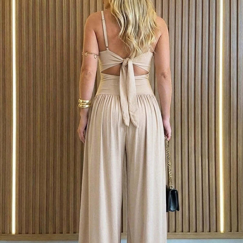 👗 Combinaison sans manches à jambes larges et découpes, avec nouage réglable dans le dos – Séduisante, fluide, sophistiquée 🌴