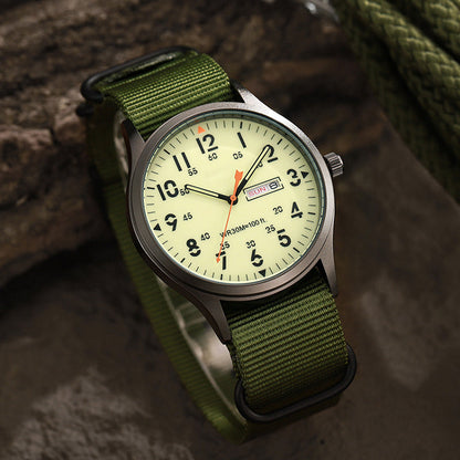 🎉 OFFRE LIMITÉE 50% DE RÉDUCTION ! ⌚ Montre à Quartz pour Homme – Double Affichage Lumineux, Résistante à l'Eau 30M & Fenêtre Date – Style et fonctionnalité au poignet 🕶️